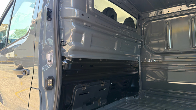 Renault Trafic Lwb Diesel LL30 Blue dCi 130 Advance [Safety] Van - Image 18